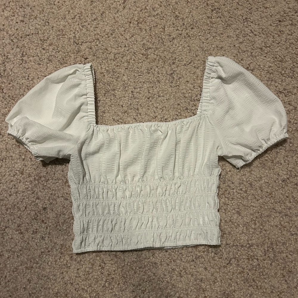 Puff Sleeve Ruched Top